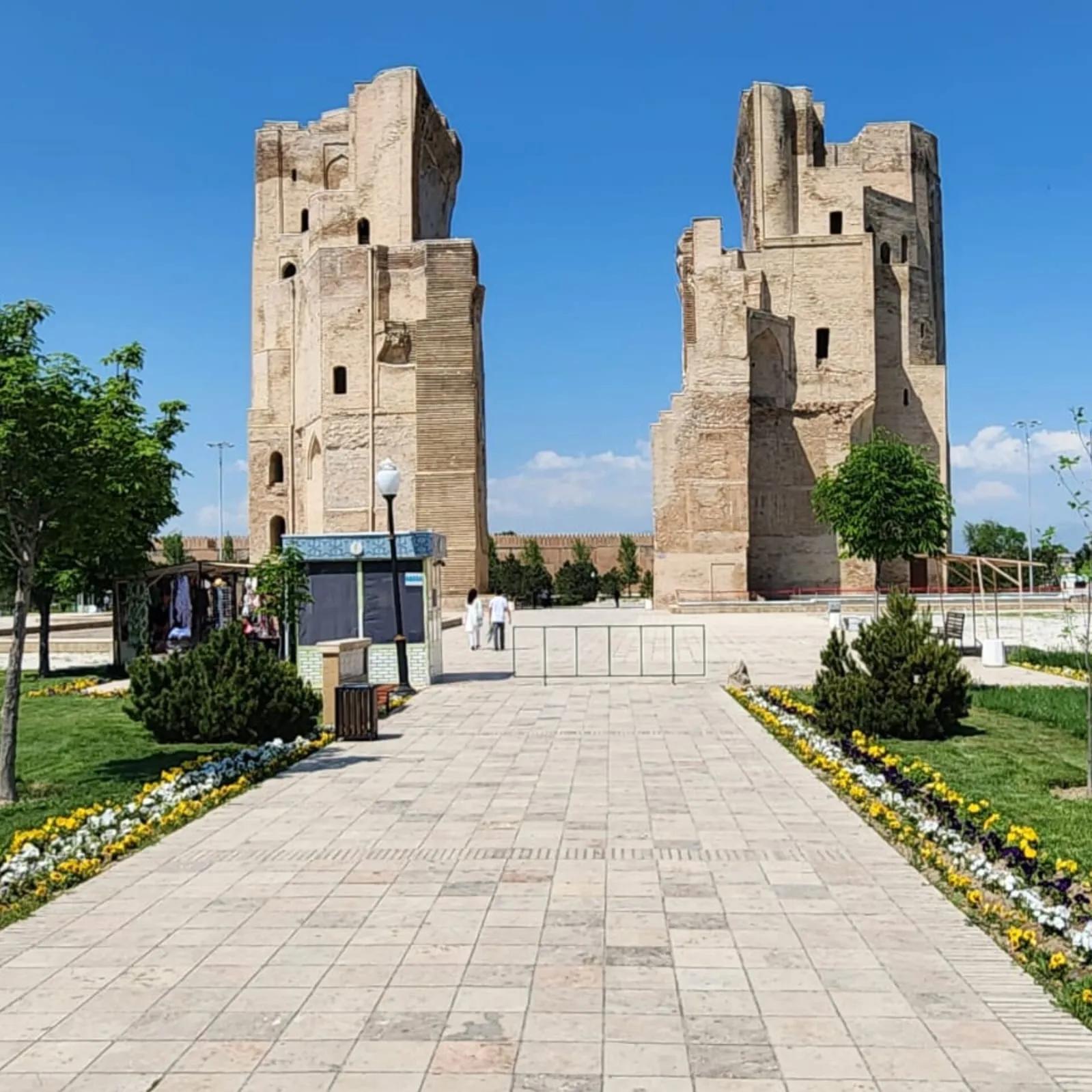 Uzbekistan Odyssey : 5 Days of Wonders