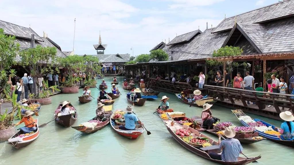Pattaya Floating Market